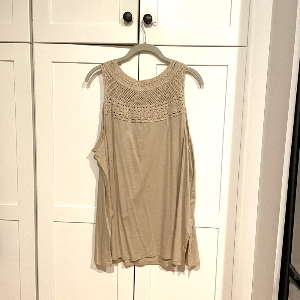 J.Jill Tan/Beige Sleeveless Tunic w/ crochet upper part Size Large - Picture 2 of 3